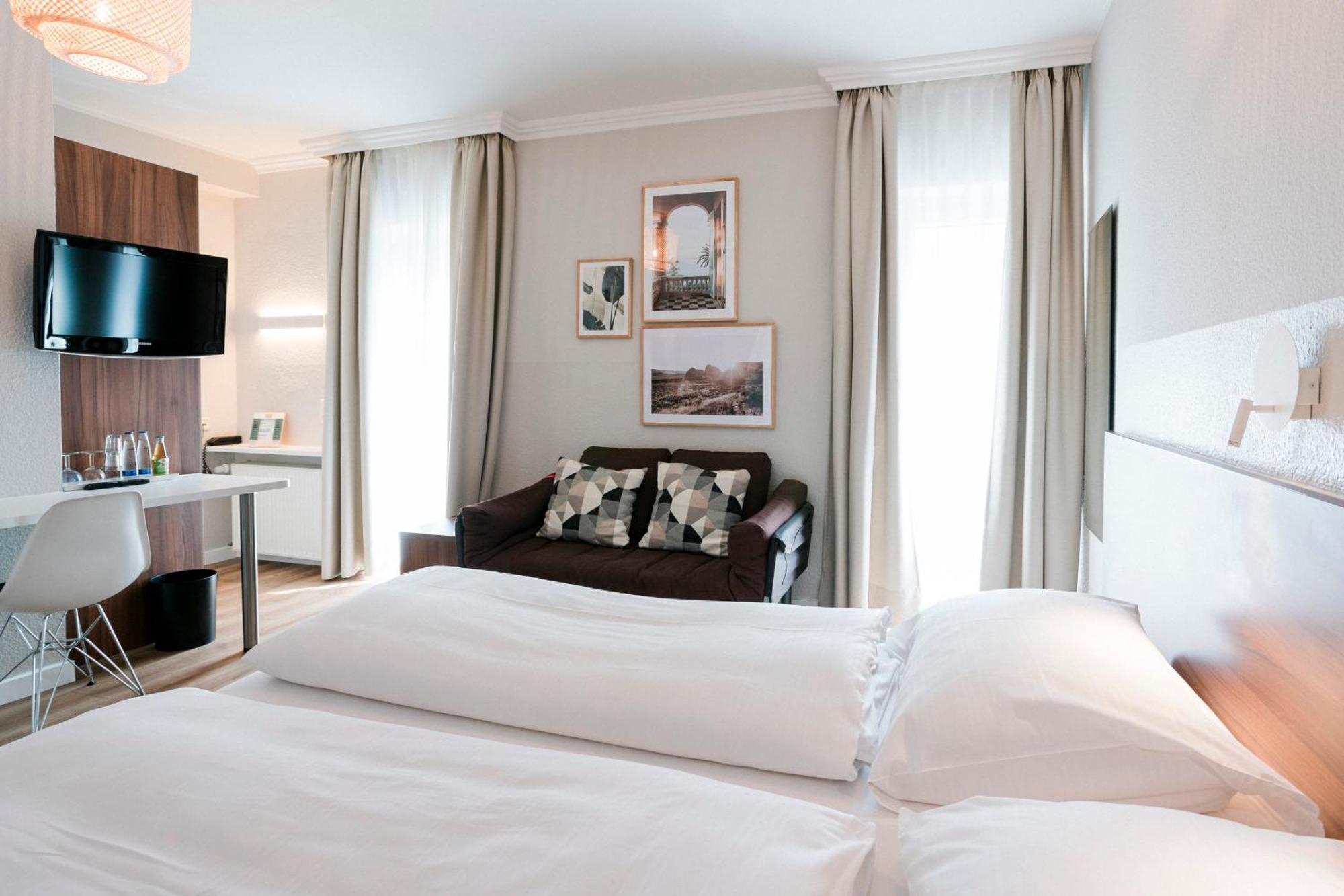 Hotel Villa Solln Мюнхен Екстериор снимка